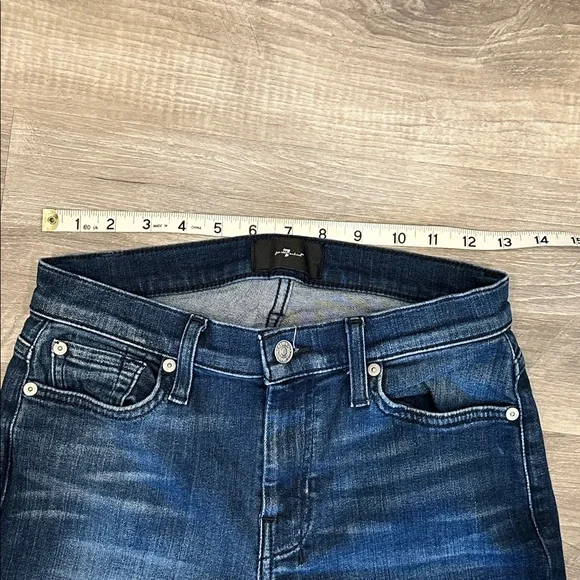 7FAM DOJO Jeans Flare Leg 27 EUC - Picture 7 of 9